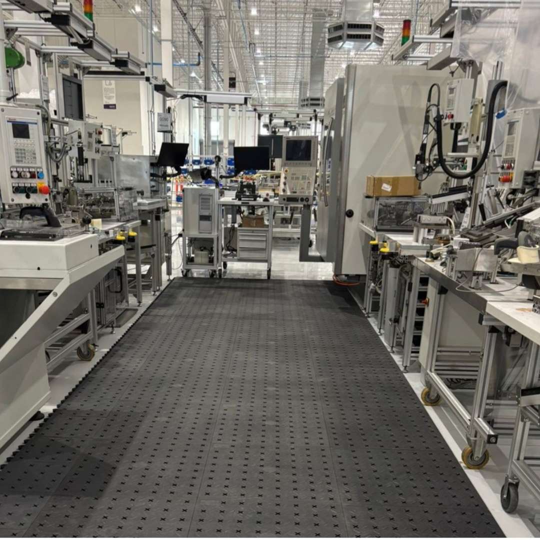 Planta de producción con pisos de seguridad Morgreen